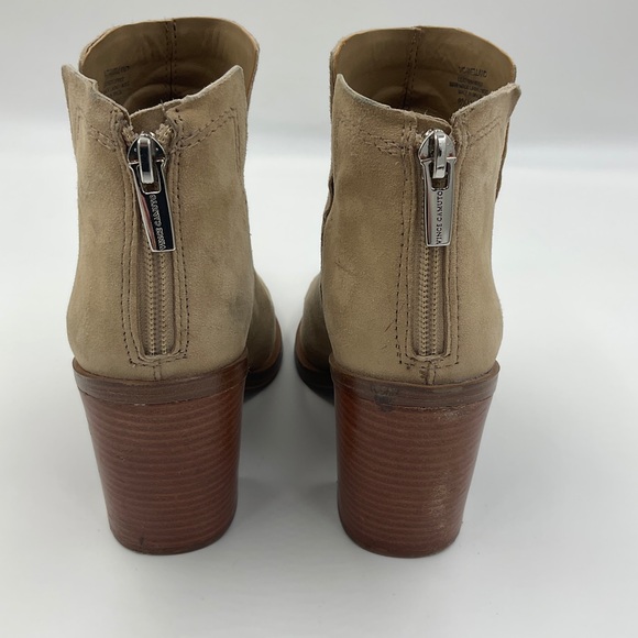 Vince Camuto Welland Tuscan Suede Point Toe Block Heel Ankle Bootie Tortilla 8.5 - Picture 10 of 16